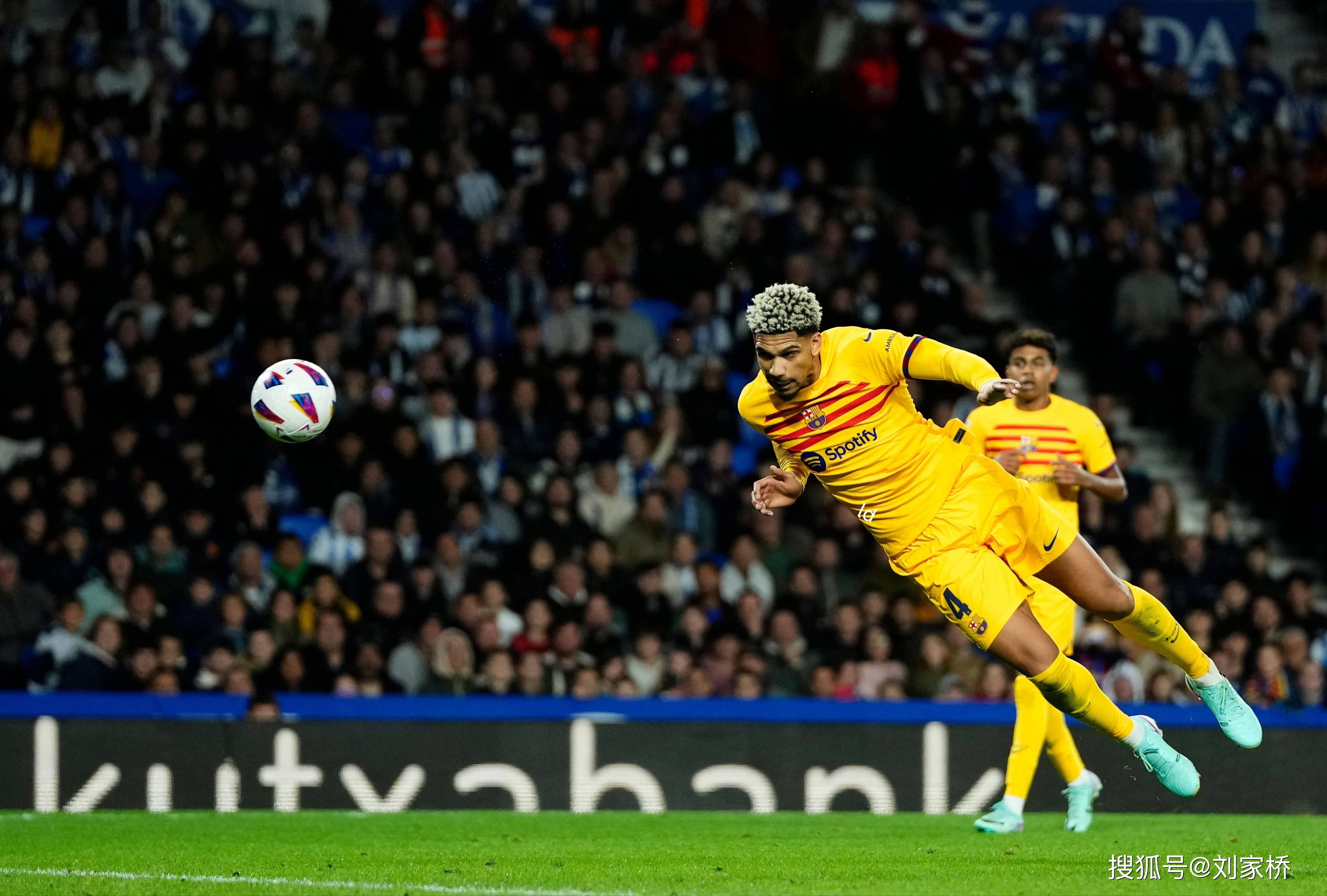 关于转会期德甲焦点战;尤文图斯复出首秀;悬念犹存;临场指挥获称赞的信息 关于转会期德甲焦点战;尤文图斯复出首秀;悬念犹存;临场指挥获称赞的信息